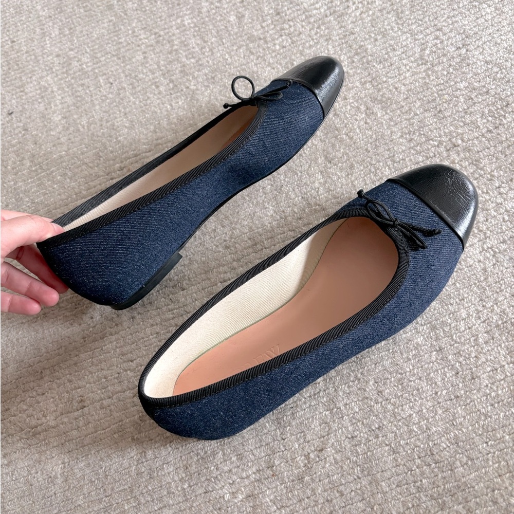 $148 J Crew Zoe Cap Toe Ballet Flats Denim & Black 9 ss24